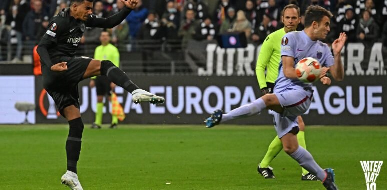 برشلونة فرانكفورت 2022